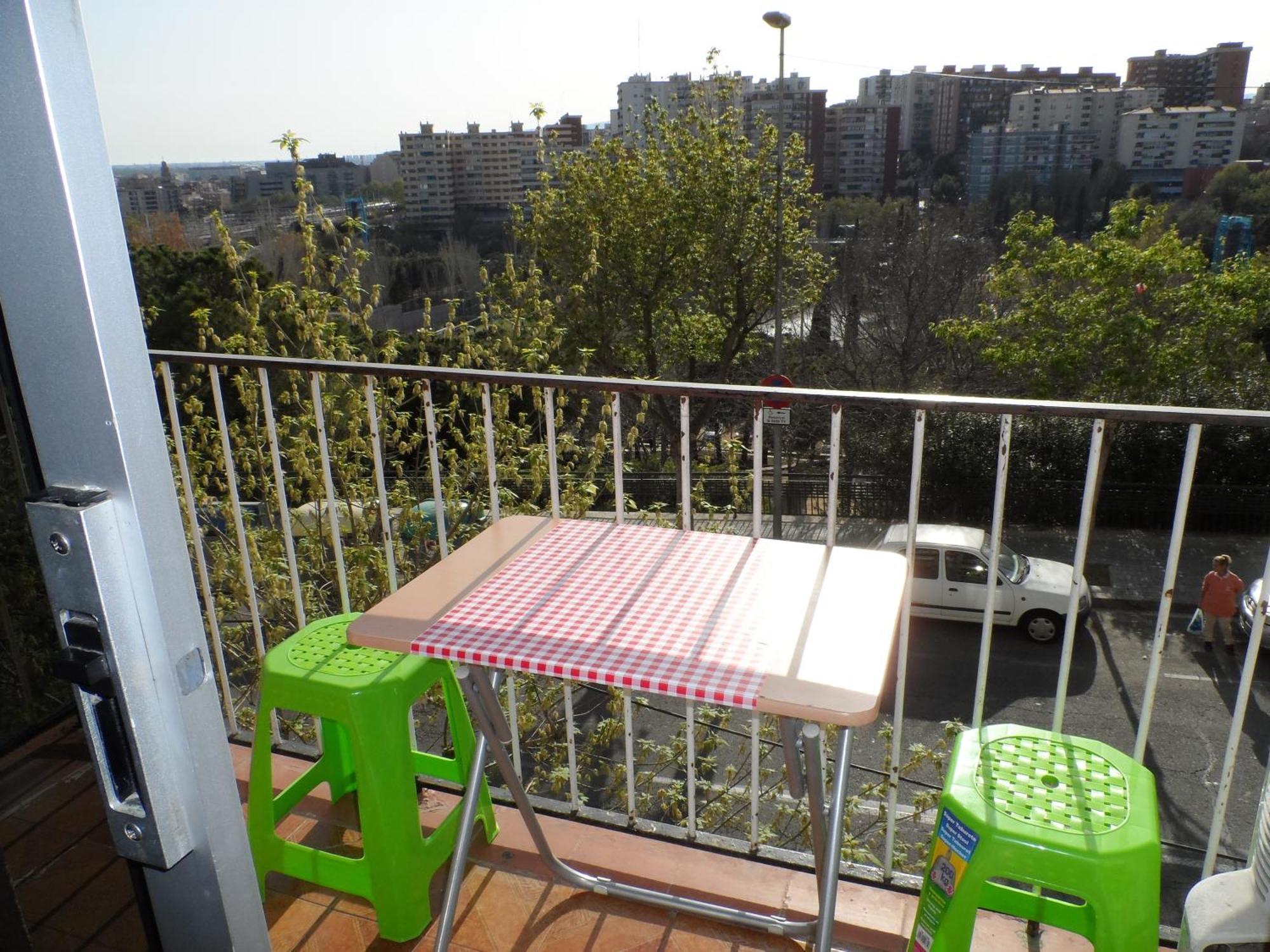 Cheap Booking Rooms L'Hospitalet de Llobregat Dış mekan fotoğraf